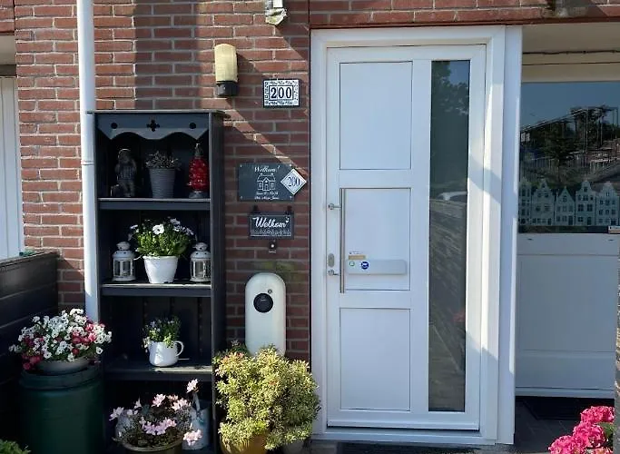 Jamiek's Bed & Breakfast 4*